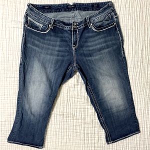 Vigoss The Dallas Capri Women Size 24 with Pocket Bling